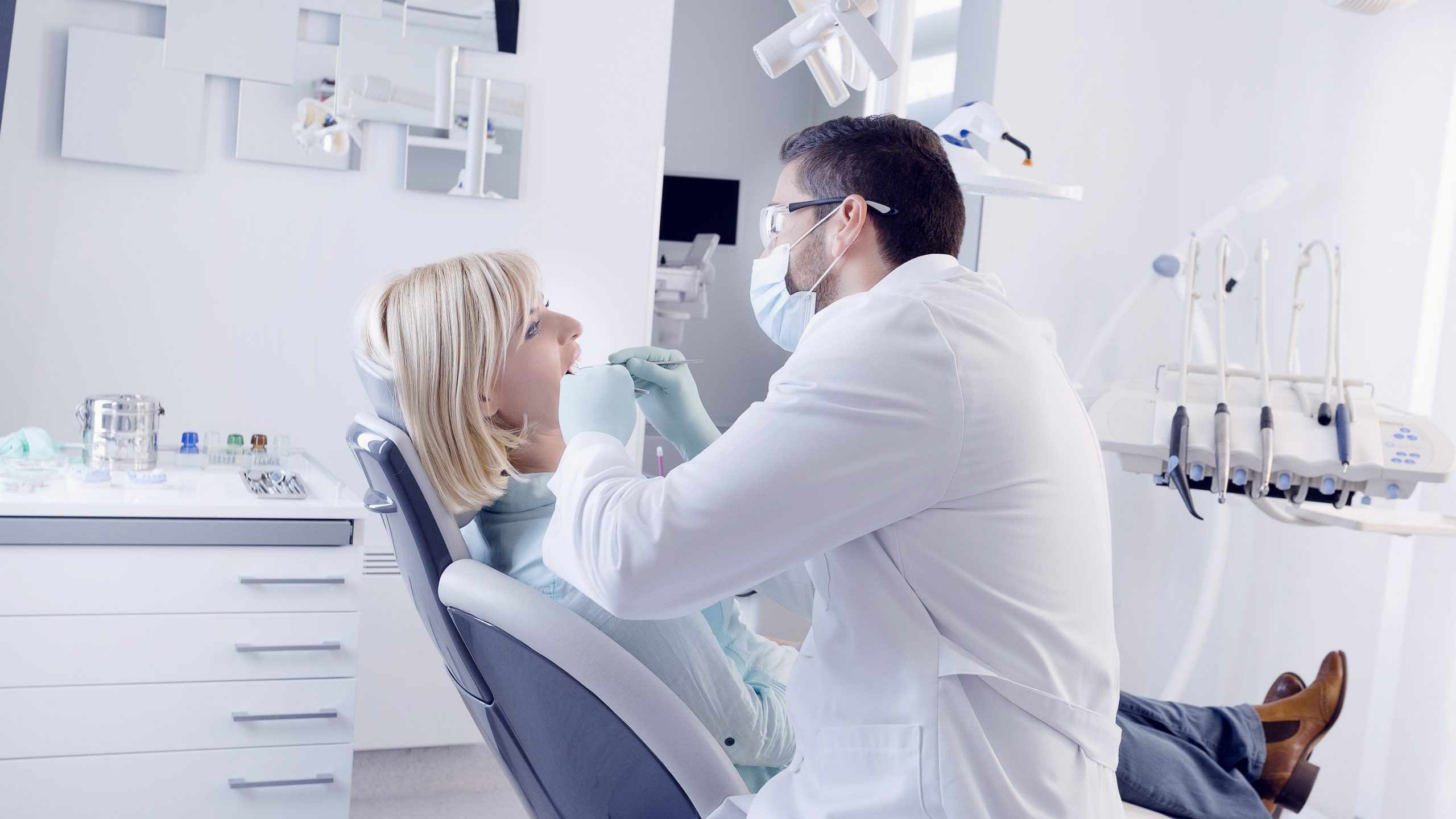 Dentist in Bloomfield Hills, MI